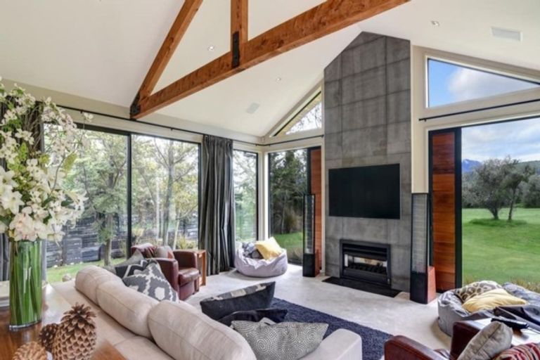 Photo of property in 4 Rannoch Drive, Jacks Point, Queenstown, 9371