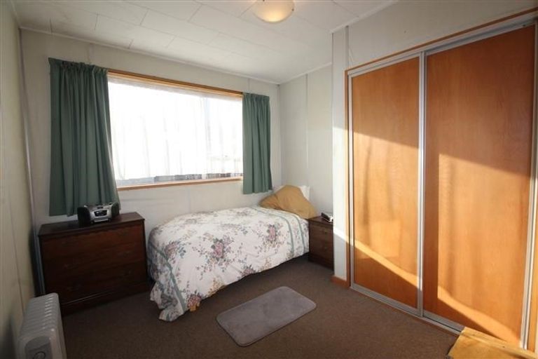 Photo of property in 4 Elwyn Crescent, Green Island, Dunedin, 9018