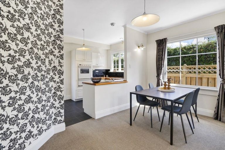 Photo of property in 28 Argyle Street, Mornington, Dunedin, 9011