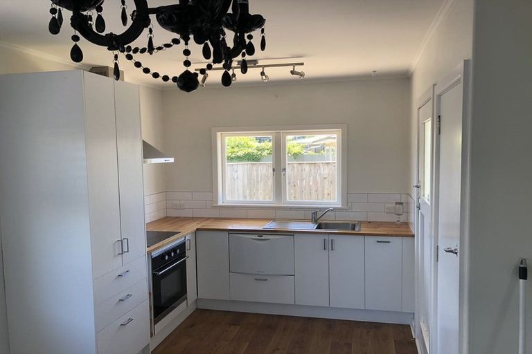 Photo of property in 11 Magdalen Crescent, Pirimai, Napier, 4112