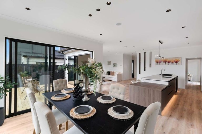 Photo of property in 4 Kauru Lane, Wainui, 0992