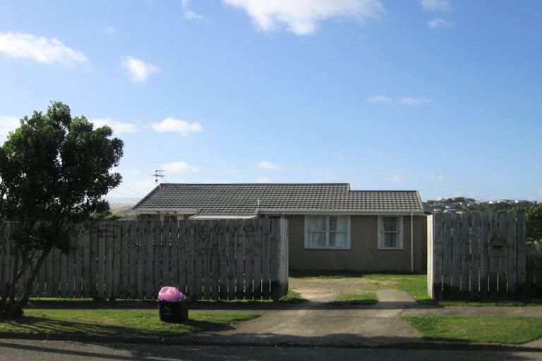 Photo of property in 73 Matatiro Street, Titahi Bay, Porirua, 5022