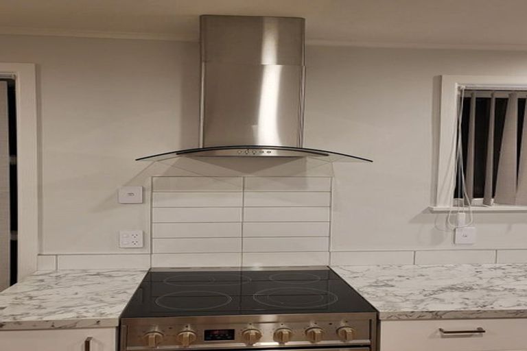 Photo of property in 4a Ngahina Street, Paraparaumu, 5032