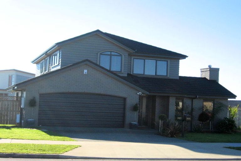 Photo of property in 187 Wattle Farm Road, Wattle Downs, Auckland, 2103