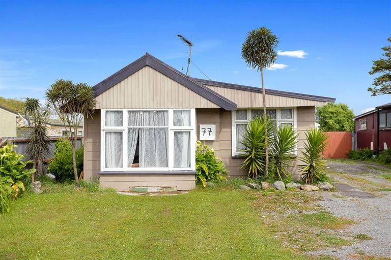 Photo of property in 77 Park Terrace, Waikuku Beach, 7473