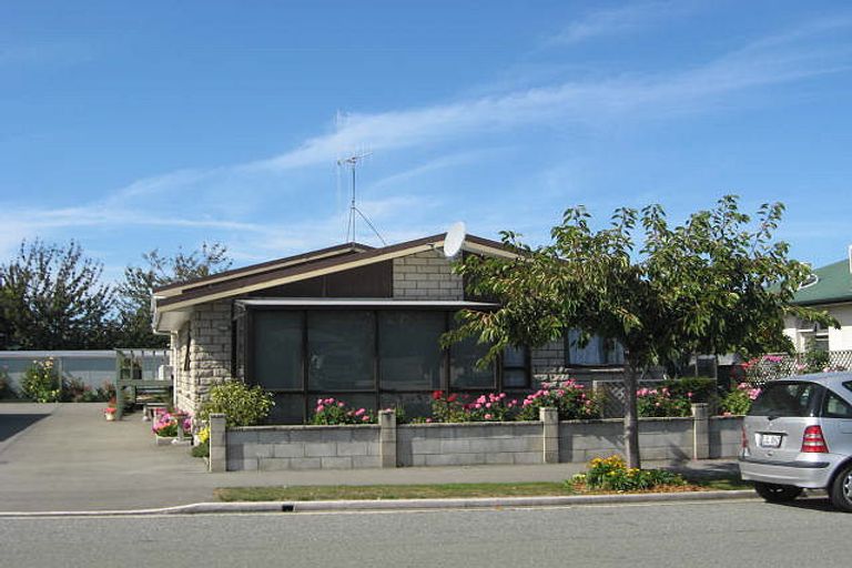 Photo of property in 2/2b Preston Street, West End, Timaru, 7910