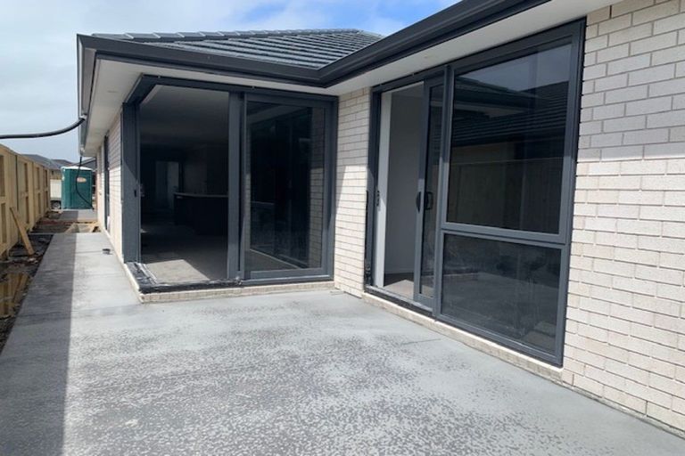 Photo of property in 87 Hills View Drive, Papamoa, 3118