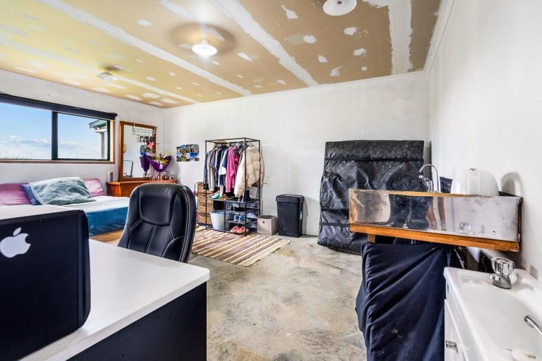 Photo of property in 105 Gorge Road, Maungaturoto, 0520