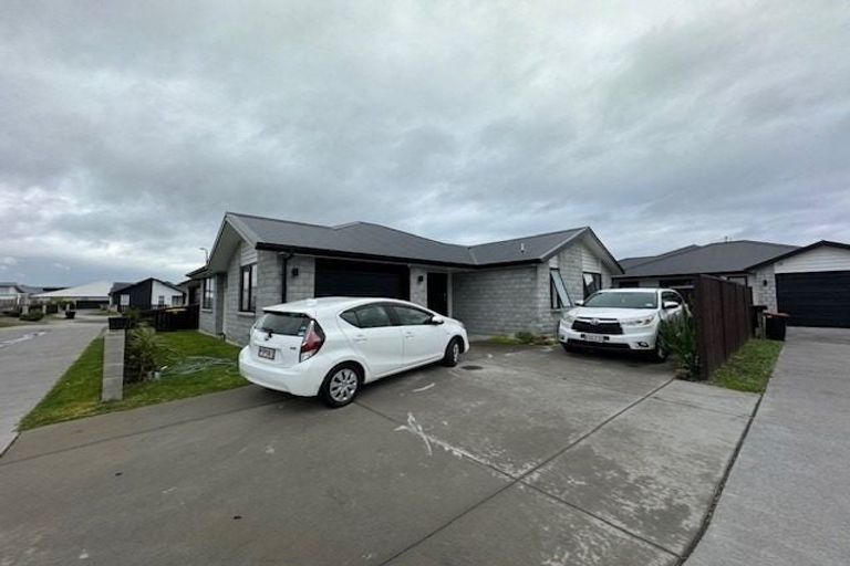 Photo of property in 3 Kaitaka Way, Papamoa, 3118