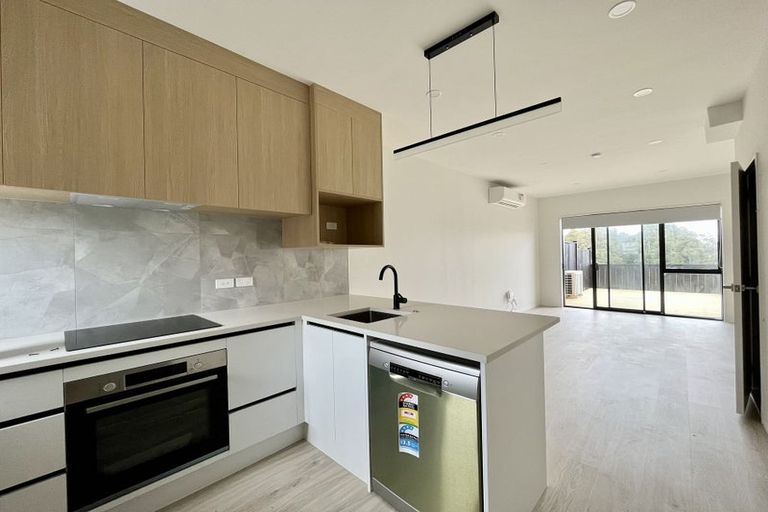 Photo of property in 5 Rana Road, Flat Bush, Auckland, 2019