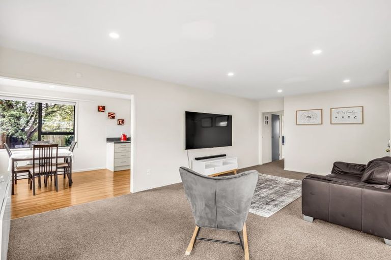 Photo of property in 17 Jacaranda Place, Parklands, Christchurch, 8083