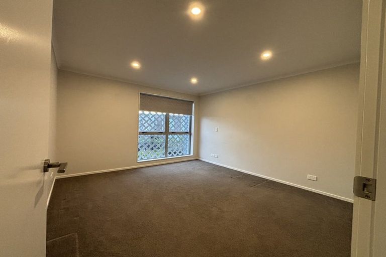 Photo of property in 20 Rangihina Road, Hobsonville, Auckland, 0616