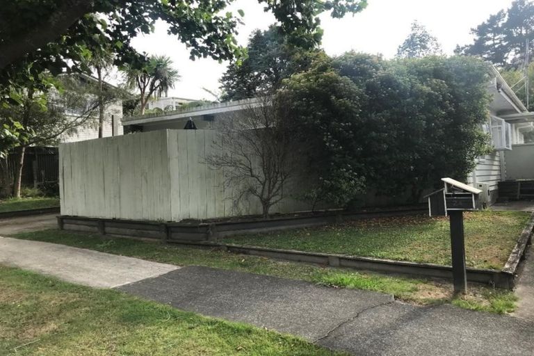 Photo of property in 24 Mcgowan Road, Wainuiomata, Lower Hutt, 5014