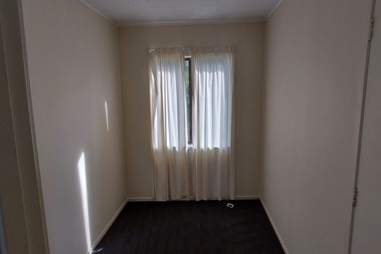 Photo of property in 2/25 Margaret Road, Papatoetoe, Auckland, 2025