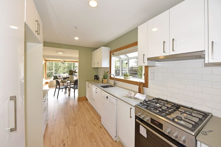 Photo of property in 68 Englefield Road, Northwood, Christchurch, 8051