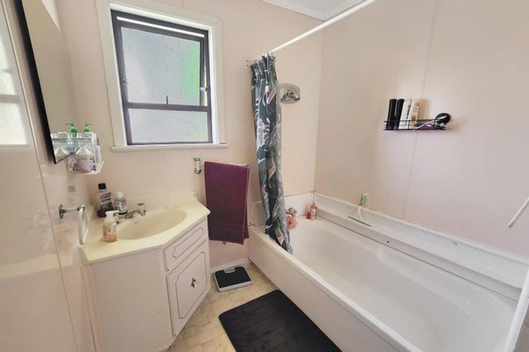 Photo of property in 8 Armour Place, Onekawa, Napier, 4110