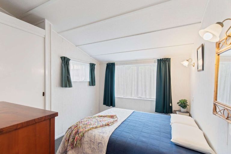 Photo of property in 10 Pirinoa Street, Feilding, 4702