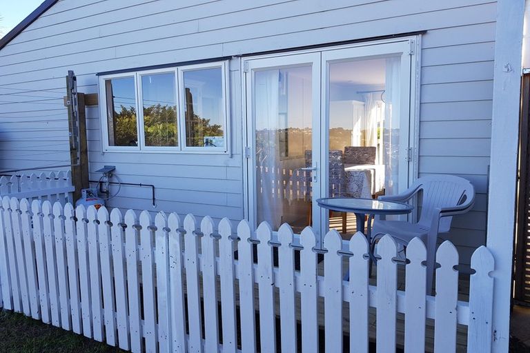Photo of property in 225 Paremoremo Road, Lucas Heights, Auckland, 0632