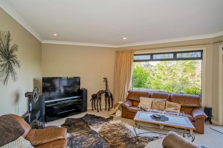 Photo of property in 51 Rewa Rewa Valley, Tairua, 3508