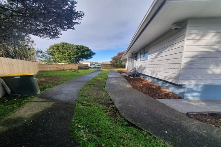 Photo of property in 4 Citril Place, Red Hill, Papakura, 2110