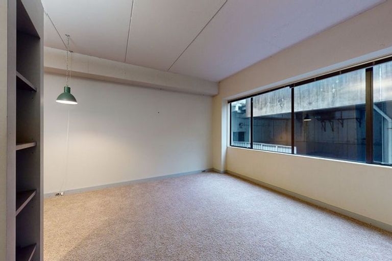 Photo of property in Gerondis Bldg Apartments, 410/60 Willis Street, Wellington Central, Wellington, 6011