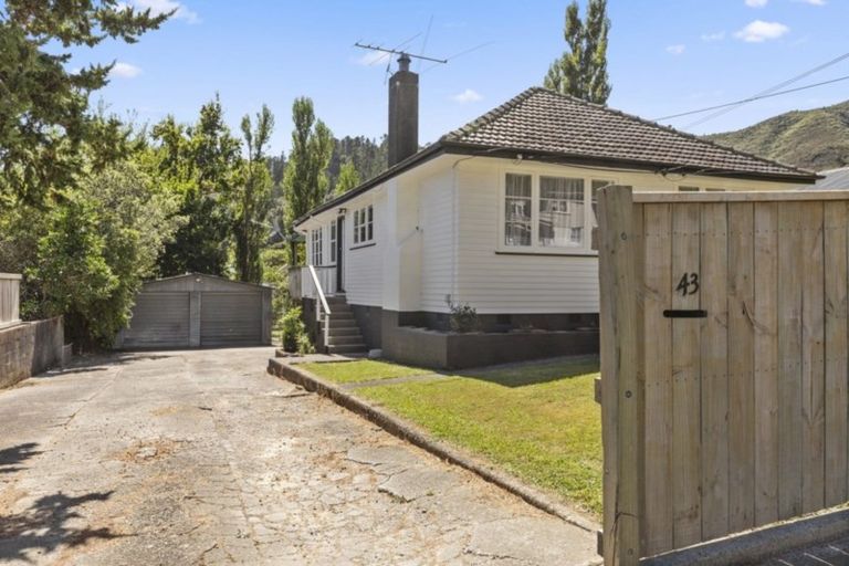 Photo of property in 43 Hay Street, Naenae, Lower Hutt, 5011