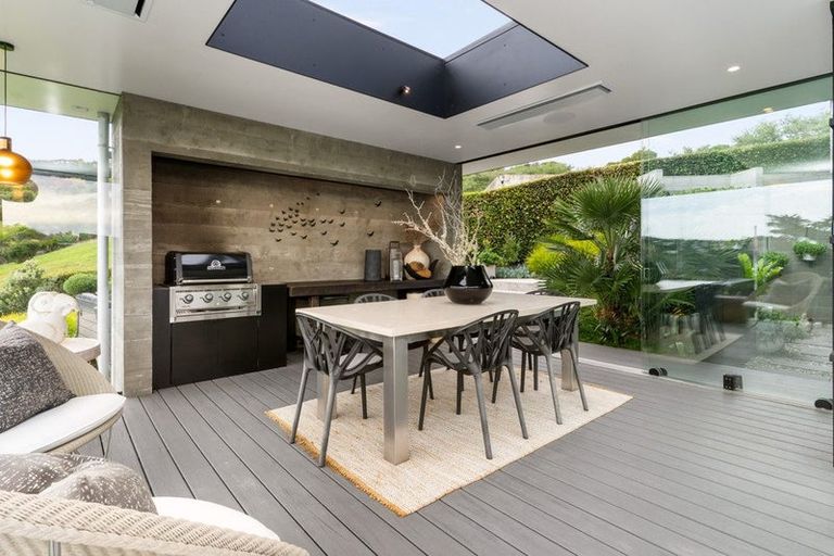 Photo of property in 105 Glenstrae Road, Redcliffs, Christchurch, 8081