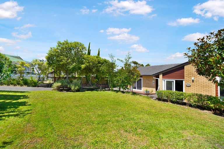 Photo of property in 1/13 Tirimoana Road, Te Atatu South, Auckland, 0602