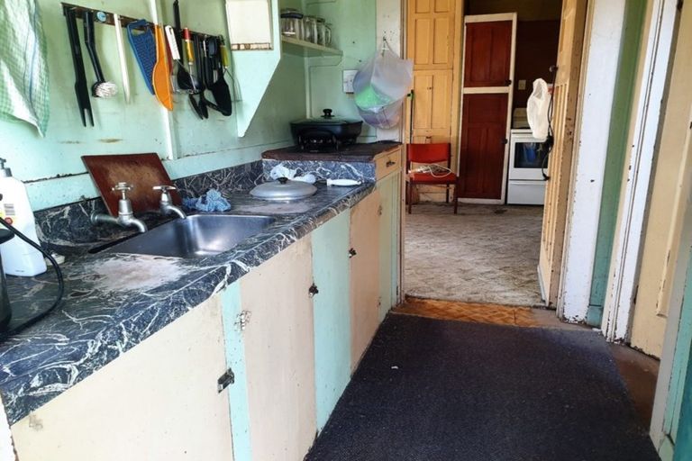 Photo of property in 6 Christian Street, Dannevirke, 4930