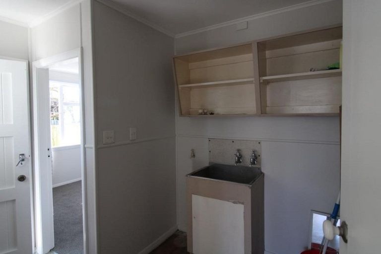 Photo of property in 30 Bateman Avenue, Bryndwr, Christchurch, 8053