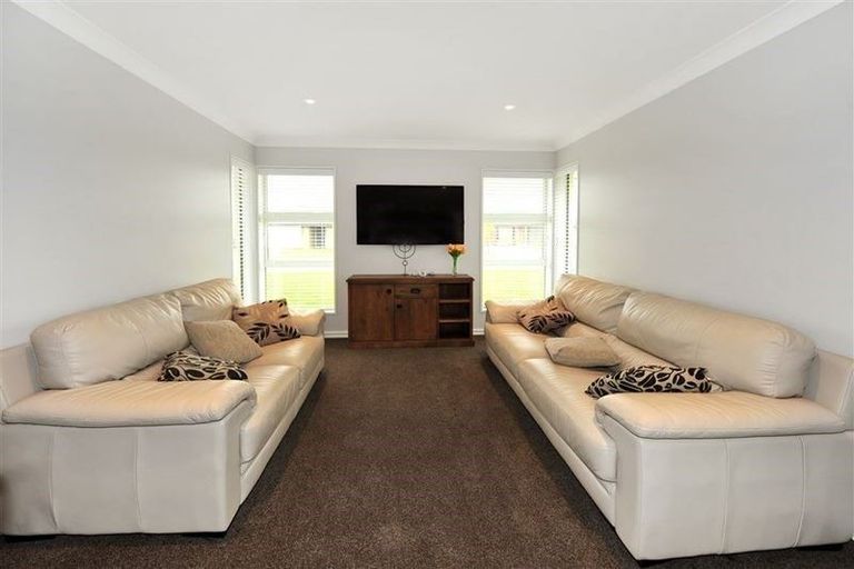 Photo of property in 52 Lignite Drive, Rolleston, 7614