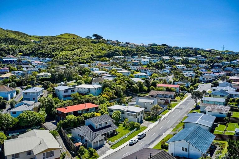 Photo of property in 86b Woodland Road, Johnsonville, Wellington, 6037