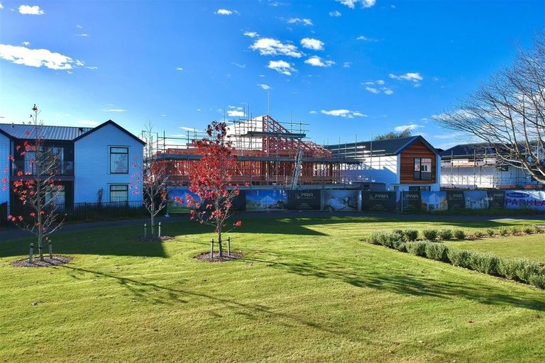 Photo of property in 7 Holmes Hanover Lane, Halswell, Christchurch, 8025