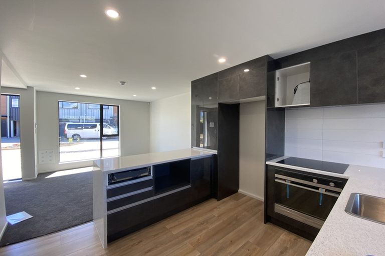 Photo of property in 43 Marumaru Lane, Manurewa, Auckland, 2102