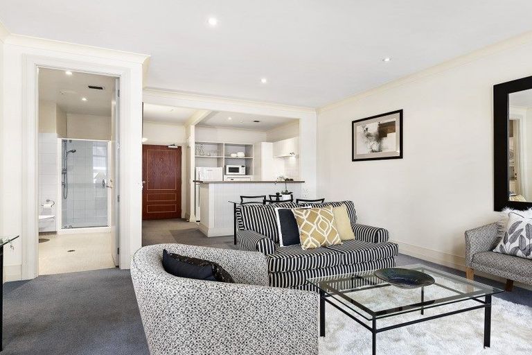 Photo of property in Kelvin House, 7h/16 The Terrace, Wellington Central, Wellington, 6011