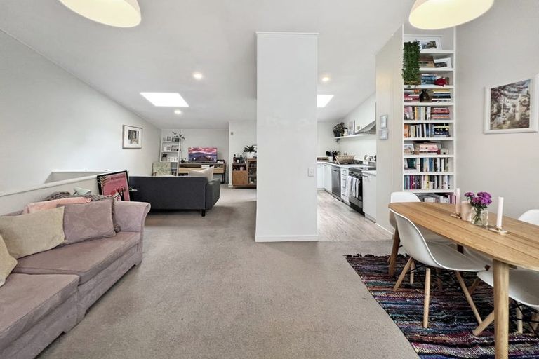 Photo of property in Dixonlane Apartments, 9/7 Feltex Lane, Te Aro, Wellington, 6011