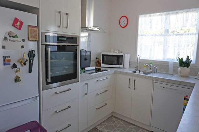 Photo of property in 16 Dewe Terrace, Foxton Beach, Foxton, 4815