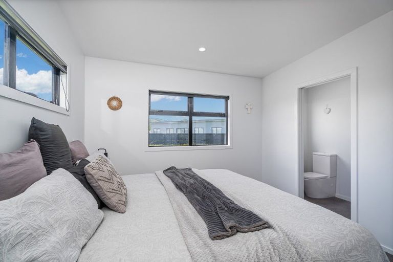 Photo of property in 5 Riria Way, Matarangi, 3592