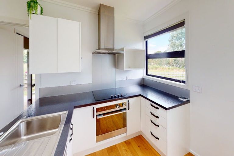 Photo of property in 42 Watt Livingstone Road, Westmere, Wanganui, 4574
