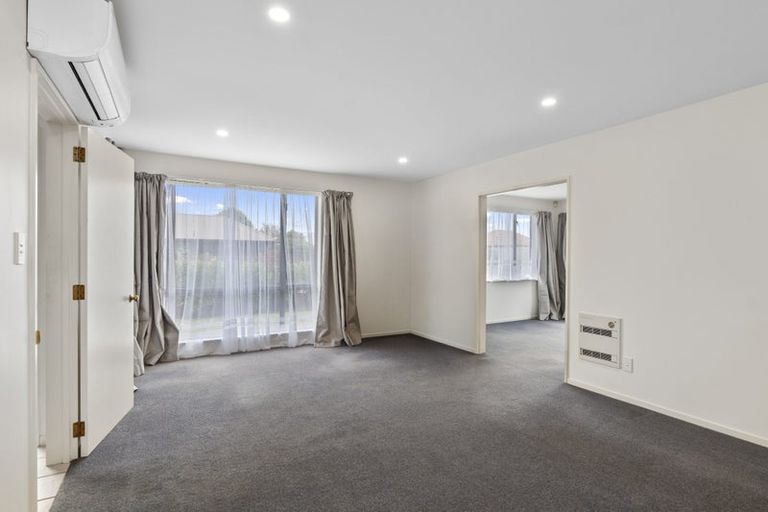 Photo of property in 1/2 Corfe Street, Ilam, Christchurch, 8041