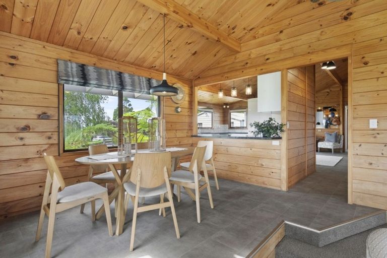 Photo of property in 42 Karioitahi Road, Waiuku, 2683