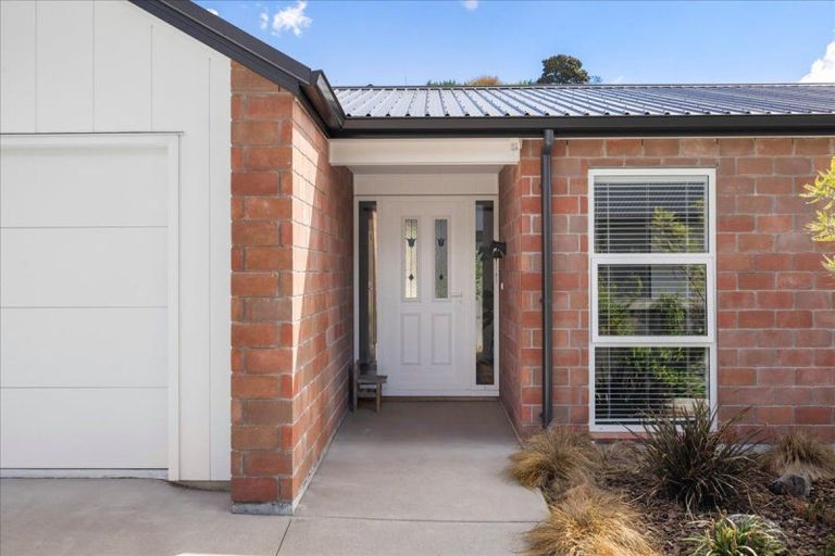 Photo of property in 20 Pakanga Grove, Pyes Pa, Tauranga, 3112