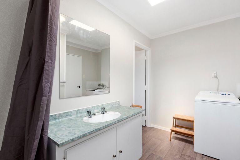 Photo of property in 253b Oxford Street, South Dunedin, Dunedin, 9012