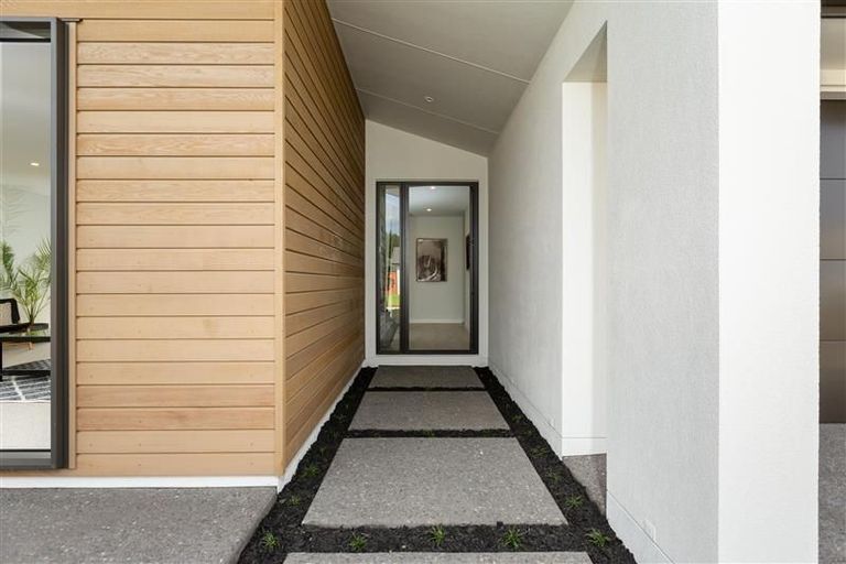 Photo of property in 33 Awataha Crescent, Pyes Pa, Tauranga, 3110