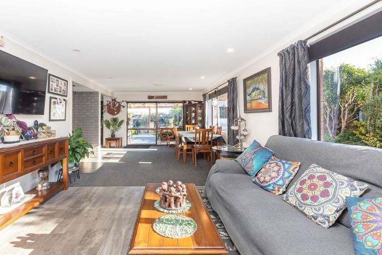 Photo of property in 14 Loris Place, Karoro, Greymouth, 7805