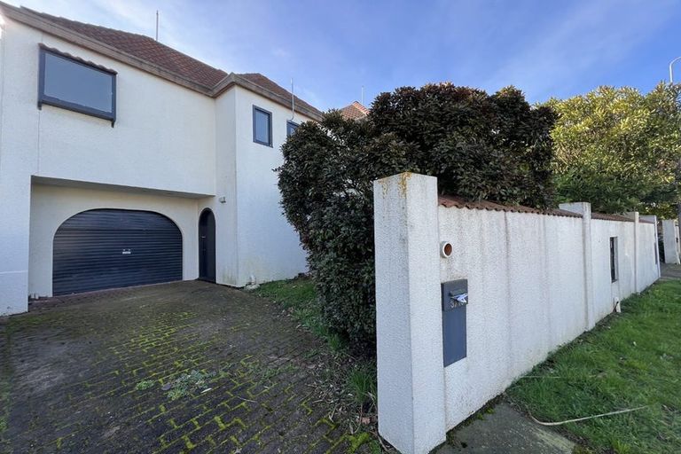 Photo of property in 3/16 Kilmarnock Street, Riccarton, Christchurch, 8011