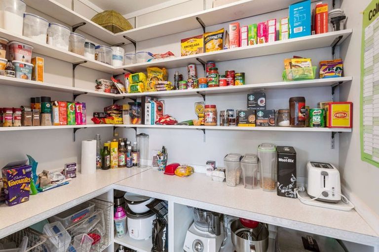 Photo of property in 30 John F Kennedy Drive, Milson, Palmerston North, 4414