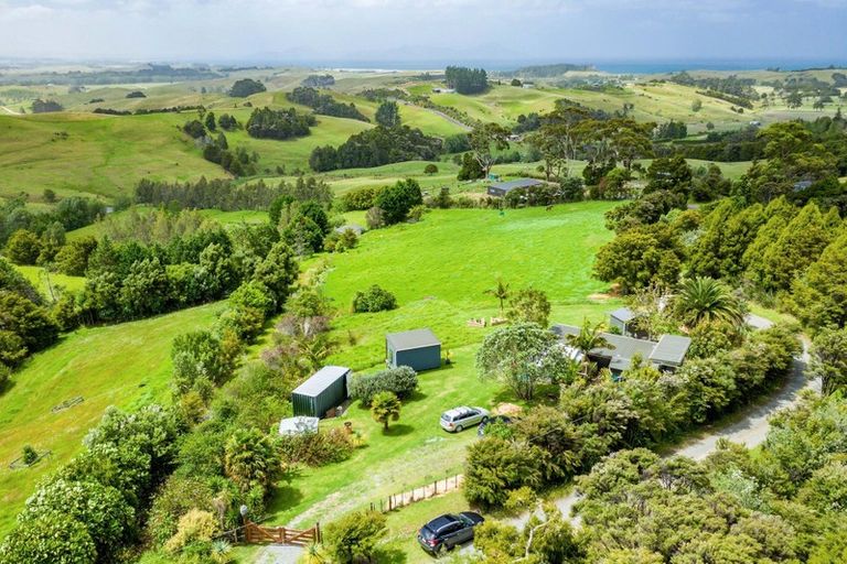 Photo of property in 59 Wairimu Way, Waipu, 0582