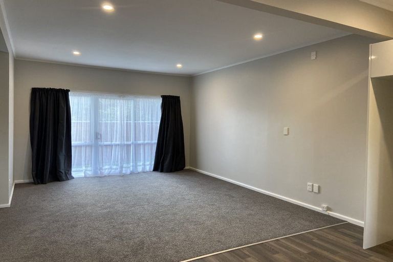 Photo of property in 6 Mangaroa Hill Road, Clouston Park, Upper Hutt, 5018