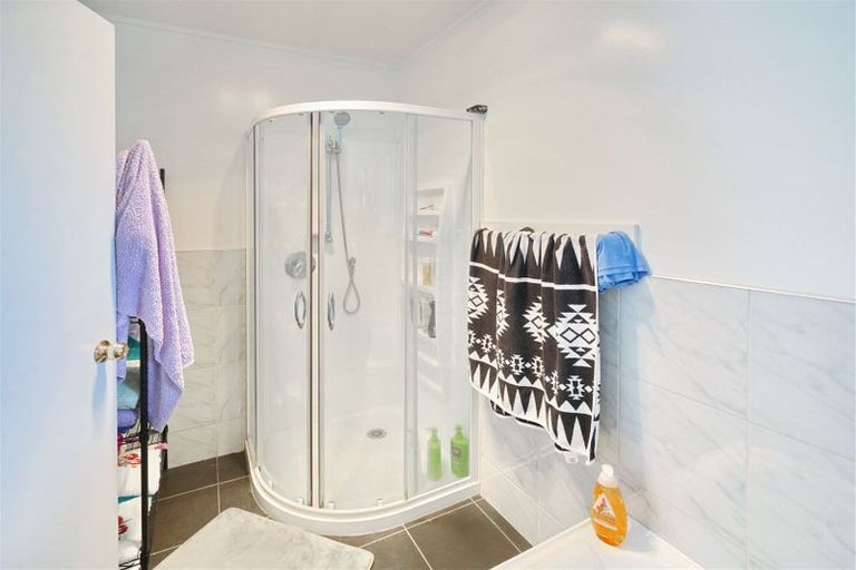 Photo of property in 42a Main Road North, Woodend, 7610